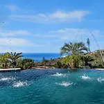 La Jolla Ocean Mansion